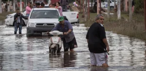 Comodoro Rivadavia: un temporal provocó inundaciones y caos en la ciudad