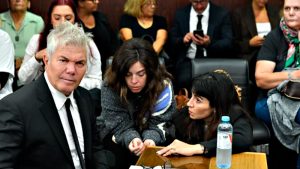 "Stinfale le prohibió a Luque que opere a Maradona”, dijo Burlando