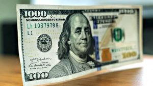 ¿A cuánto abrirá y cerrará el dólar este lunes con el sistema de bandas de flotación sucia?