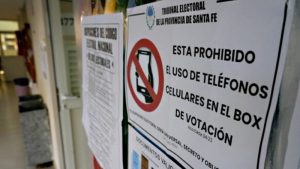 Prohíben usar el celular en el box de votación para preservar el secreto del sufragio