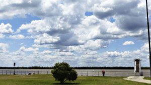 Sábado un poco más fresco con cielo de parcialmente a algo nublado