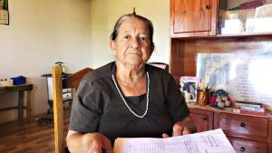 Denunció que un pastor la engañó para quedarse con su jubilación y su casa