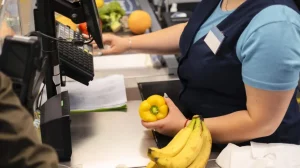 No era muda: fingió serlo durante 16 años y la empresa donde trabajaba descubrió que era mentira tras contratar a un detective privado