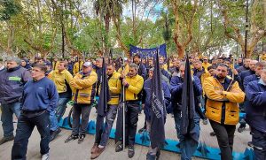 Trabajadores postales temen por la privatización del Correo y piden por la recomposición de sus salarios