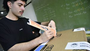 A la tarde repuntó la concurrencia y aún falta: en Rosario el porcentaje de votantes subió a 58%