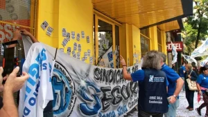 Una compañía de seguros cerró, dejó 200 empleados en la calle y 350 mil clientes en el limbo