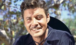 El protagonista de "El Zorro" se ofreció como voluntario en la guerra de Malvinas