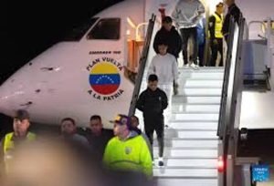 Regresaron a Venezuela los 71 migrantes deportados por Estados Unidos