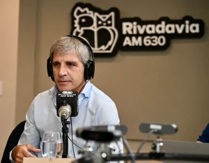Caputo confirmó que el gobierno trabaja en un IVA compartido con las provincias