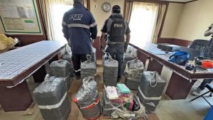 Buque con 460 kilos de cocaína en San Lorenzo: liberaron a los tripulantes y solamente quedó detenido el cocinero