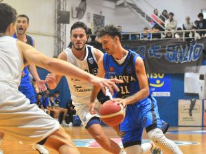 Caova superó a Unión y Progreso con sólida tarea y se subió a la punta