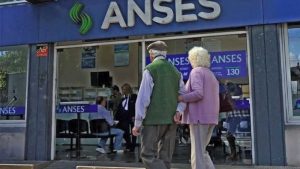 Ansés confirmó que el aguinaldo llega con aumento y adelantó la fecha de cobro para los jubilados