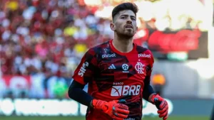 Inseguridad en Brasil: balearon el auto del arquero Agustín Rossi en un intento de robo