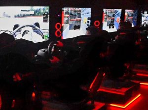 Pasión por los fierros virtuales: ARacing Simuladores, un lugar en Rosario para sentirte como Colapinto