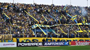 Hinchada de Central
