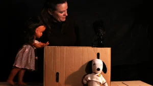 La obra teatral "Desde el altillo, historia de un exilio" se presenta este jueves en Rosario, en la sala La Manzana