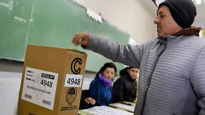 A una hora del fin de los comicios votó el 46% del padrón electoral