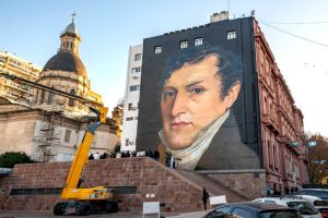 Todo listo: el nuevo mural de Belgrano quedó habilitado en el Pasaje Juramento