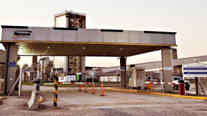 Paro y duelo en Renova tras la muerte de un trabajador en la planta de Timbúes