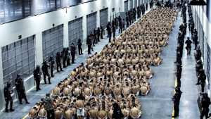 Liberaron a Alejo Arias González, el argentino que estuvo detenido en las cárceles de Bukele