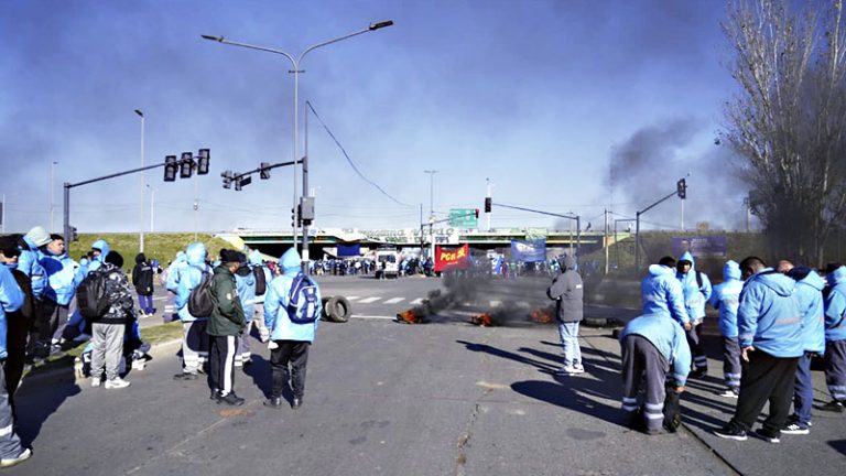 Piquetes en Rosario, Avenida Presidente Perón y avenida Circunvalación.