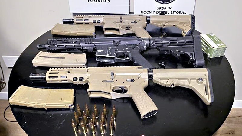 Golpe al clan Alvarado: secuestraron drogas, armas de asalto y 14 millones de pesos a una célula de Fran Riquelme