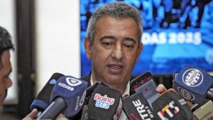 Javkin opinó sobre la foto de los chicos de Newell’s con Malcorra