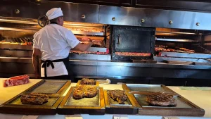 Cuánto sale comer en Don Julio, la parrilla elegida por Messi y premiada con una estrella Michelin