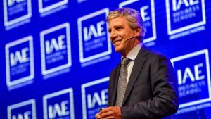 Caputo defendió el modelo económico de Milei: “Argentina va a ser la estrella de occidente en los próximos años”