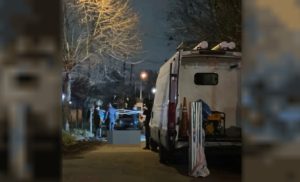 Trampa brutal y demencial: mataron a un motociclista con un cable en el cuello