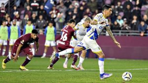 Despejaron dudas: se revelaron los audios del VAR que confirman el penal para Central y la roja a Izquierdoz