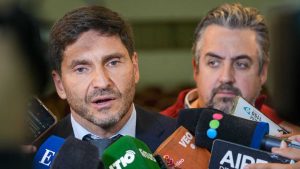 El gobierno de Santa Fe puso en marcha los narcotest a las fuerzas de seguridad y Pullaro se realizó el primero