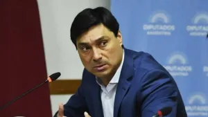 Piden indagar al secretario de Trabajo nacional por el intento de intervenir el sindicato Uatre