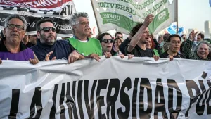 Rectores contra Milei por la “crisis salarial sin precedentes” en las universidades