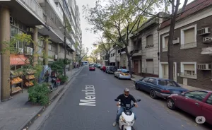 Le abrieron la camioneta en pleno centro y le robaron las herramientas