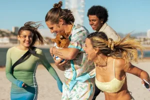 "Jóvenes y millonarios", la nueva serie francesa de Netflix