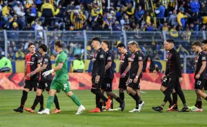 Newell's sufrió una derrota que sólo puede perdonarse con un título