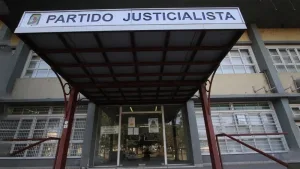 Frente de la sede del partido justicialista