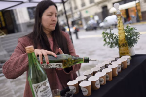Por qué se toma caña con ruda el 1° de agosto