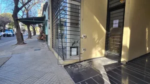 Robaron dos veces consecutivas un local de ropa: piden colaboración para salvar el negocio