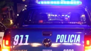 Balacera, Villa Gobernador Gálvez, Mujer baleada, Inseguridad, Policiales, VGG, Fonavi, Ataque a tiros, Hospital Gamen, patrullero, móvil policial,