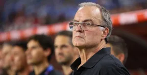 El director técnico de la selección de fútbol de Uruguay Marcelo Bielsa dijo que su plantel tuvo un rendimiento "menor al esperado" 