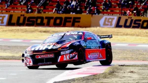 TC: Agustín Canapino luchó hasta el final y se quedó con el triunfo en Buenos Aires