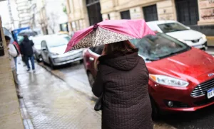 Sin aviso de tormentas, Rosario sigue bajo alerta por lluvias