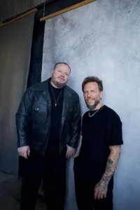 Sin Bandera, integrado por Leonel García y Noel Schajris