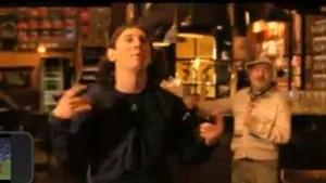 Messi participó de una publicidad para el PES 2009 en el bar Pasaporte de Rosario