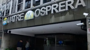 La obra social Osprera bajo la lupa por pagar millones a la Droguería Suizo y vínculos con un socio de Martín Menem