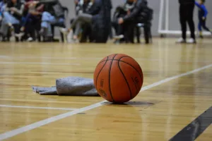 Todo el detalle de cómo se definirán los torneos locales de básquet, con ascensos y descensos