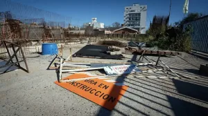 Motosierra dañina: en Santa Fe hay 153 obras públicas heredadas de la gestión anterior que LLA paralizó