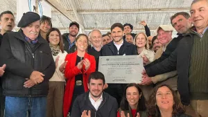 Pullaro y Galnares reconocieron a las Cabañas de Ovinos Hampshire Down en la Expo Venado